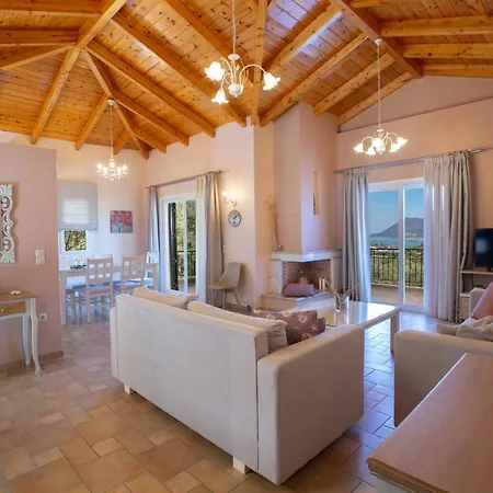 Daphne, Inoro Villa