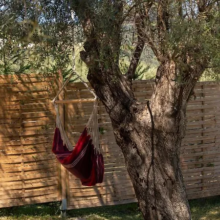 빌라 Daphne, Inoro