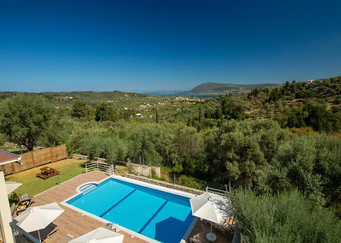 Daphne, Inoro Villa Katouna