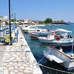 Daphne, Inoro Villa *