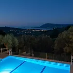 Villa Daphne, Inoro *