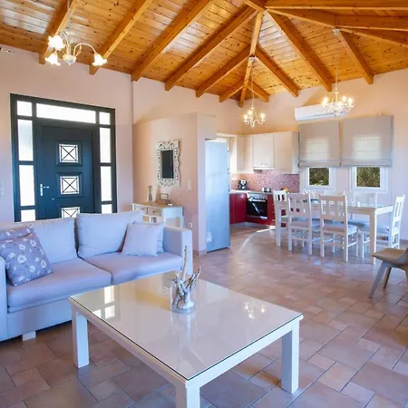 Daphne, Inoro Villa Katouna