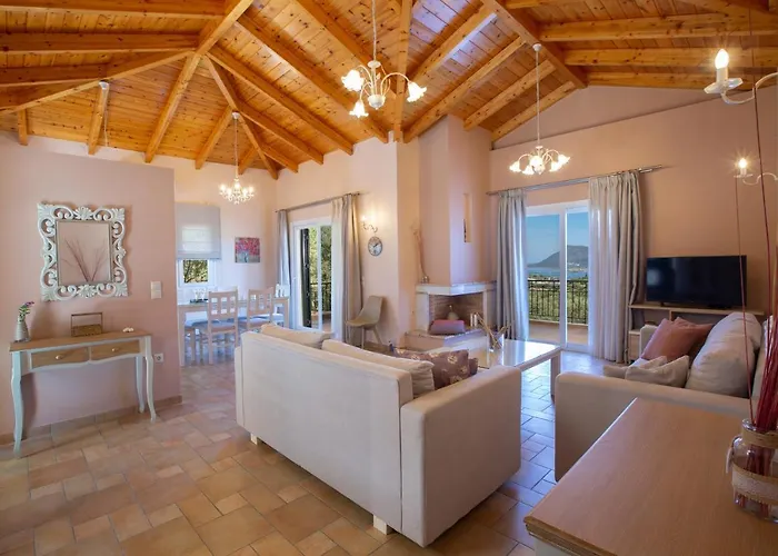 Daphne, Inoro Villa